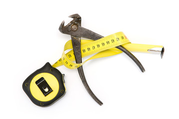 Measuring tape and cutter