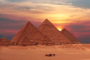 Poster Historisch gebouw piramide zonsondergang