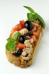 Bruschetta al tonno - Antipasti italiani