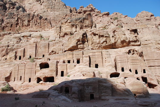 Habitations troglodytes à Petra - Jordanie