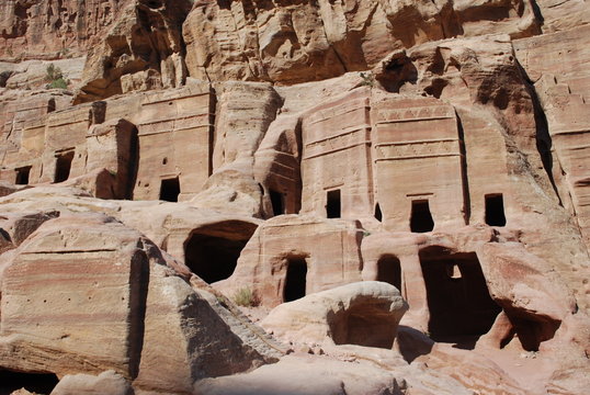 Habitations troglodytes à Petra - Jordanie