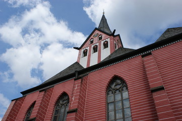 Fototapeta na wymiar Kościół parafialny urodzenia Mariackiego w Kempen nad Dolnym Renem