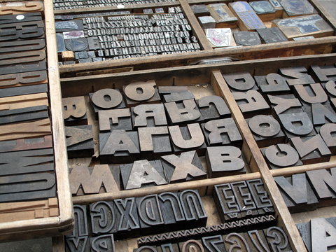 Lettres typographiques.