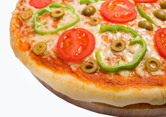 tomato pizza with pepper