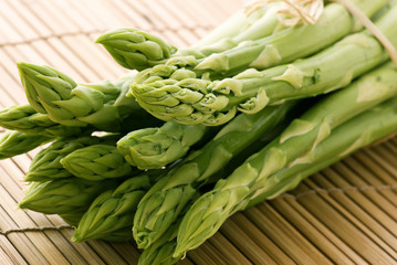 Grüner Spargel