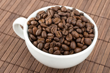 coffe grains and cup