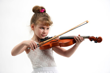 little girl with violin