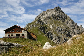 Alpenh&uuml;tte