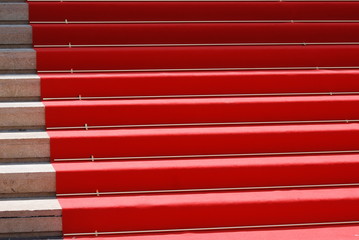 escalier rouge