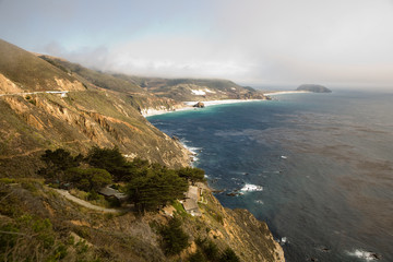 Küste, Point Sur Light Station, im Nebel,  Haus an Steilküste