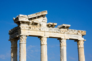 Side Tempel S&auml;ulen