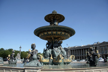 Fototapeta na wymiar Place de la Concorde, statue