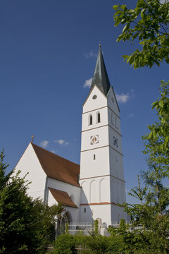 Kirche von Oberhausen im Landkreis Dingolfing-Landau