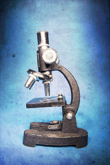 Microscope