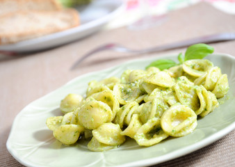 pesto pasta