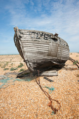 Shipwreck, with chain, vertical