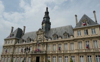 Fototapeta na wymiar Reims - Hotel de Ville