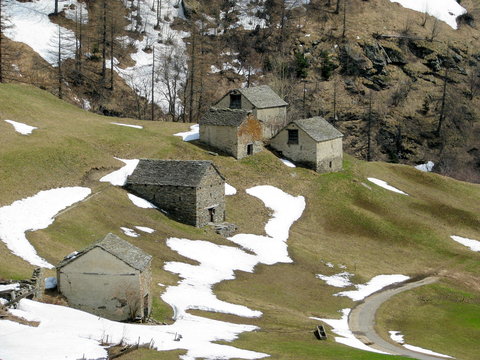 Ancien hameau de montagne.