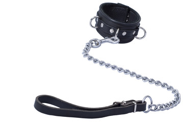 Black leather collar with the leash on white background - obrazy, fototapety, plakaty