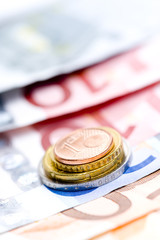 Geldscheine, Münzen