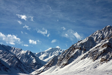 Fototapeta na wymiar high in snowy mountains