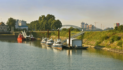 Obraz premium Köln, Deutzer Hafen
