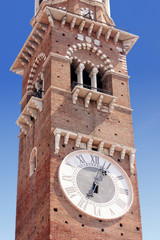 Fototapeta na wymiar Tower Lamberti in Verona