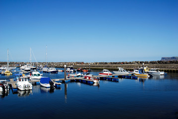 Fototapeta na wymiar Ballycastle Harbour, Irlandia Północna