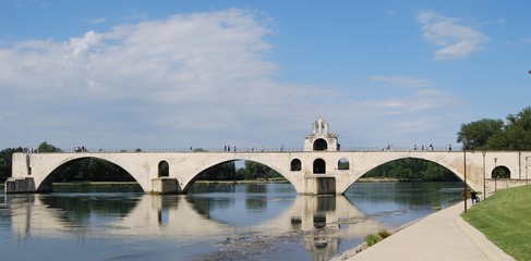 Le pont d'Avignon