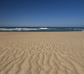 Fototapeta na wymiar Wind on sand