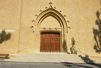 Fototapeta na wymiar Brama Kościół St Lawrence
