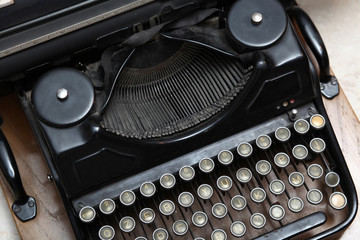 vecchia macchina per scrivere