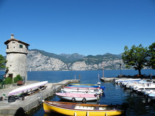 Hafen von Cassone am Gardasee