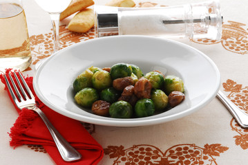 Cavolini di Bruxelles alle castagne - Antipasti vegetariani