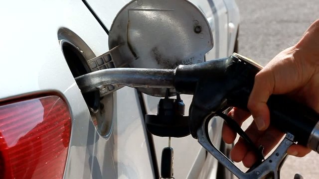 finir le plein de carburant