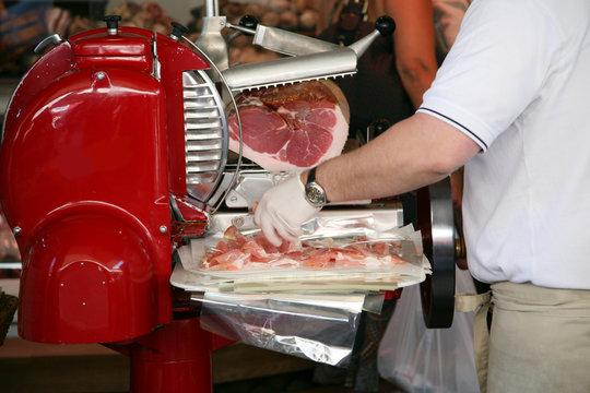 Wurstschneidemaschine-Bilder: Stock-Fotos & -Videos