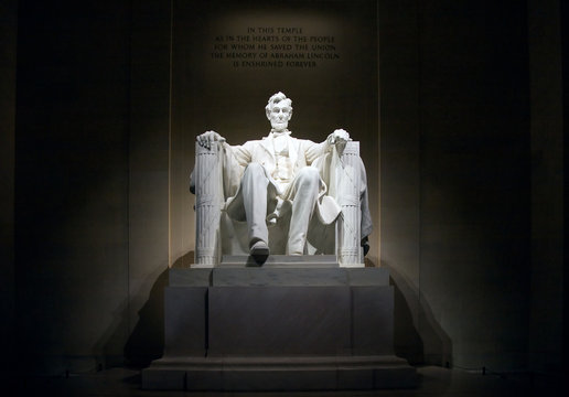 Lincoln Monument at night
