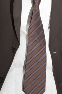 traje