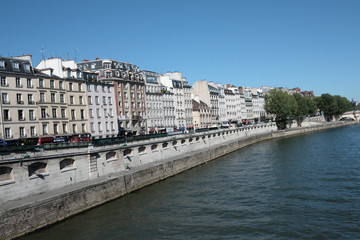 Quai de la Seine,Paris