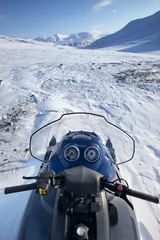 Photo sur Aluminium Cercle polaire Paysage d& 39 hiver de motoneige