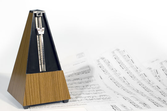 Metronom mit Noten
