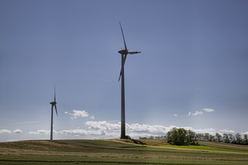 Obraz premium Lanscape with wind mills