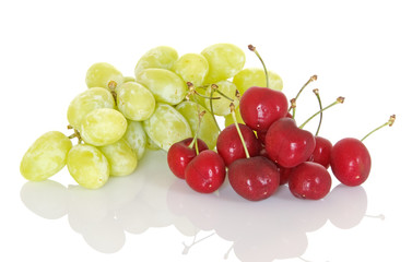 Green Grapes Red Cherries