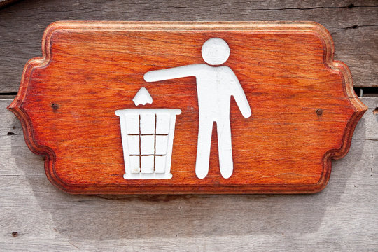 Woodcraft Litter Bin Sign