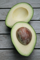 Avocado halbiert