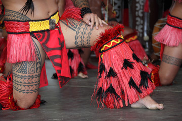 danse tahitienne - obrazy, fototapety, plakaty