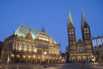 Bremer Marktplatz zur blauen Stunde