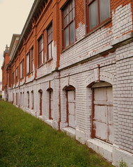 vieille fabrique en briques rouges