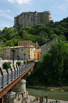 Ch&acirc;teau de Suze-la-Rousse