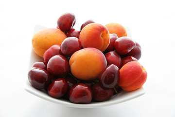 cerises et abricots